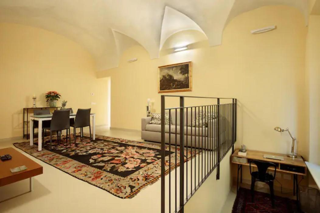 Charming Apartment In Parma/ Teatro Regio / Wifi ภายนอก รูปภาพ